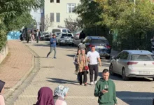 Basaksehirde-ortaokulda-bicakli-saldiri